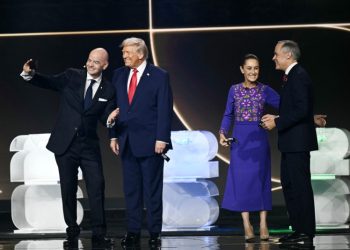 Trump recibe el primer Premio de la Paz de la FIFA
