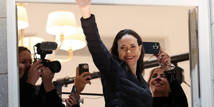 María Corina Machado reaparece en Oslo tras 11 meses en clandestinidad María Corina Machado