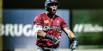 Luis García Jr. impulsó dos carreras decisivas en la victoria de los Gigantes del Cibao sobre los Tigres del Licey, en el partido del 6 de diciembre de 2025. (Fuente externa)