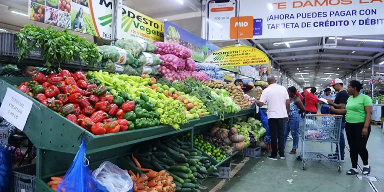 Mercados vacíos en RD pese a Navidad: «no hay dinero en la calle»