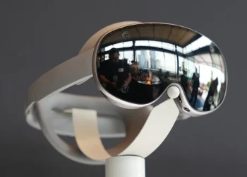 Ahora puedes convertir aplicaciones 2D en 3D mientras usas los auriculares Galaxy XR
