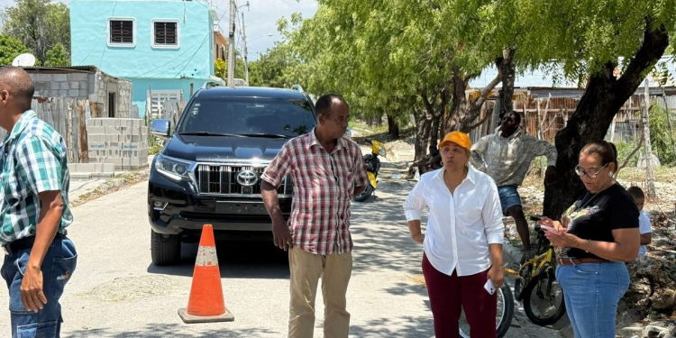 Alcaldía de Tamayo y Edesur inician programa de modernización de luminarias en el municipio – El Nuevo Diario (República Dominicana)