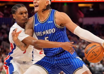 Banchero anota 31, Bane suma 25 para ayudar al Magic a derrotar a los Pistons 123-107