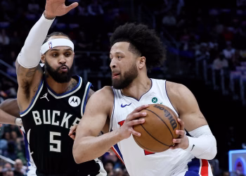 Cade Cunningham logra un doble-doble a cambio de una lesión y los Pistons derrotan a los Bucks 137-111
