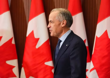 Carney suspende el impuesto al combustible de Canadá en el primer acto después de conseguir un gobierno mayoritario