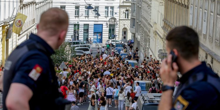 Comienza el juicio del austriaco acusado de conspirar para atacar el concierto de Taylor Swift