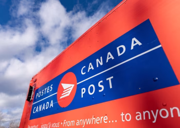 Correos de Canadá toma medidas para detener la entrega de correo a domicilio
