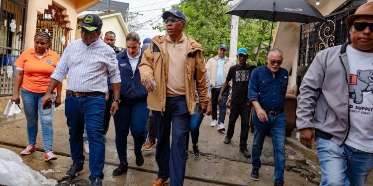 DASAC lleva asistencia social a Los Alcarrizos y La Guáyiga