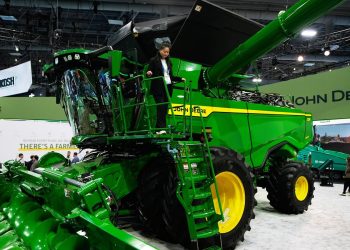 Deere & Co acuerda pagar 99 millones de dólares para resolver la demanda por "derecho a reparar"