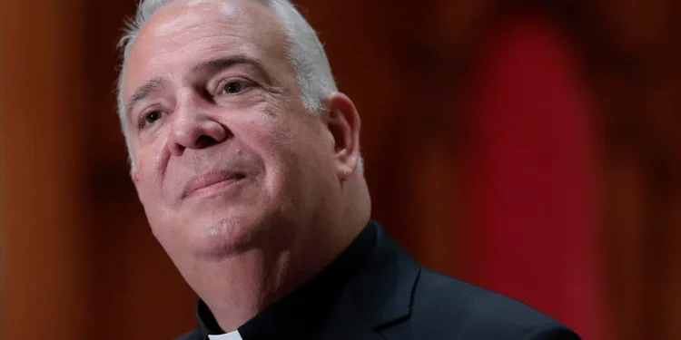 "Dejemos que el Papa dé su opinión": los católicos de Pensilvania atrapados entre Trump y el Papa Leo "Dejemos que el Papa dé su opinión": los católicos de Pensilvania atrapados entre Trump y el Papa Leo