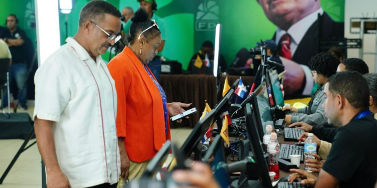 Dirigentes de FP participan masivamente en jornada cedulación de la JCE – El Nuevo Diario (República Dominicana)