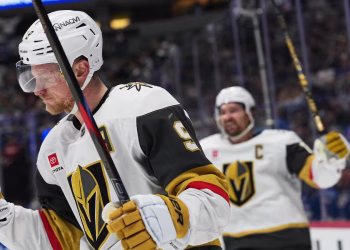 Eichel anota en tiempo extra, los Knights se aseguran un lugar en los playoffs con una victoria por 3-2 sobre los Avs