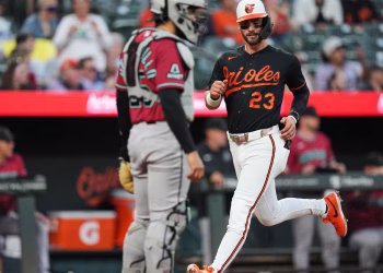 El grand slam de Jackson y el jonrón de 2 carreras de Alonso le dan a los Orioles una remontada de 9-7 sobre los Diamondbacks