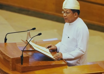 El jefe militar de Myanmar que dirigió la toma del poder por parte del ejército en 2021 asume la presidencia tras unas elecciones criticadas