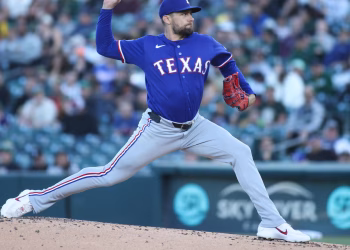 Eovaldi trabaja 7 entradas, Burger conecta 2 jonrones y los Rangers ganan 8-1 para detener la racha de victorias de los Atléticos