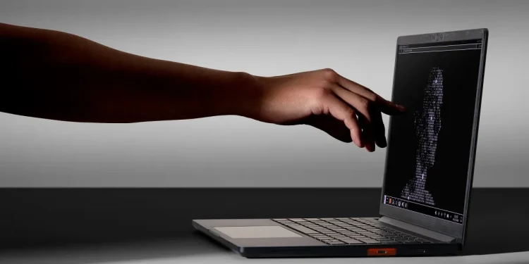 Framework anuncia Laptop 13 Pro, 'la MacBook Pro para usuarios de Linux'