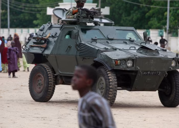 General del ejército nigeriano y varios soldados muertos durante un asalto a una base en el noreste