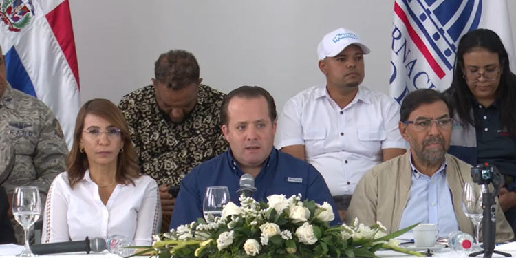 Gobierno activa bono de emergencia por más de RD$15 MM para afectados por lluvias en Puerto Plata; anuncia obras Gobierno activa bono de emergencia por más de RD$15 MM para afectados por lluvias en Puerto Plata; anuncia obras