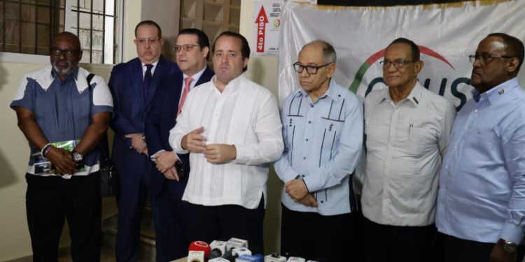 Gobierno fortalece diálogo con sindicatos de trabajadores ante impacto de crisis en Medio Oriente Gobierno fortalece diálogo con sindicatos de trabajadores ante impacto de crisis en Medio Oriente