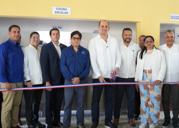 Inauguran cocinas, huertos escolares y sistemas de agua en Monte Plata para fortalecer Programa de Alimentación Escolar