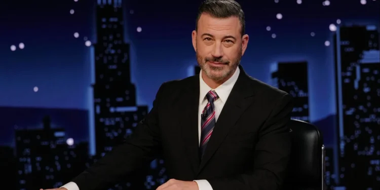 Jimmy Kimmel se defiende después de que Donald y Melania Trump pidieran su despido Jimmy Kimmel se defiende después de que Donald y Melania Trump pidieran su despido