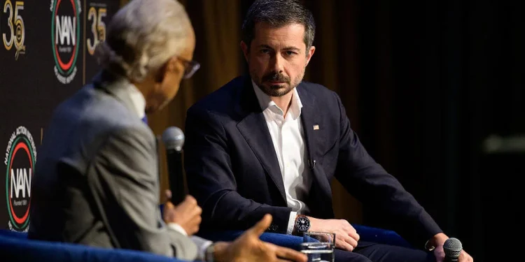 La Convención de la Red de Acción Nacional ofrece un primer vistazo al campo demócrata de 2028