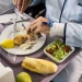 La agenda de alimentación saludable de RFK Jr. alerta a los hospitales sobre las comidas de los pacientes