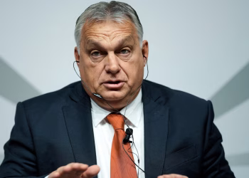 Las elecciones húngaras podrían poner fin al viaje de Orbán de agitador liberal a líder de extrema derecha
