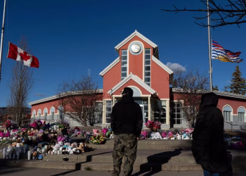 Las familias de las víctimas del tiroteo en una escuela de Canadá demandan a OpenAI por el uso de ChatGPT por parte del tirador