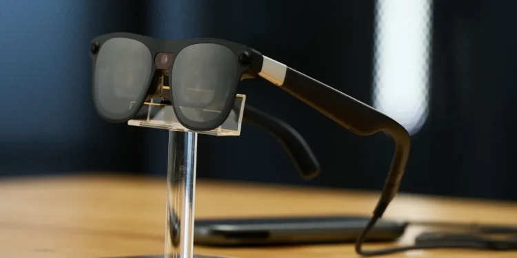 Las gafas inteligentes de Google con la marca Gucci llegarán el próximo año