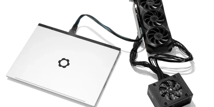 Las primeras eGPU OCuLink de Framework piratean su computadora portátil en una PC de escritorio Las primeras eGPU OCuLink de Framework piratean su computadora portátil en una PC de escritorio