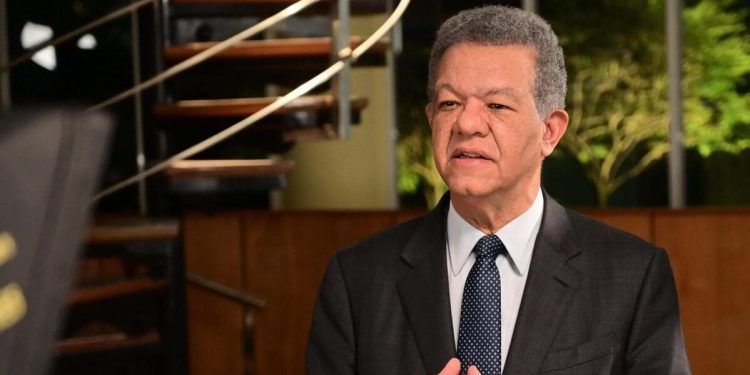 Leonel llama a la reflexión y a fortalecer valores en Semana Santa