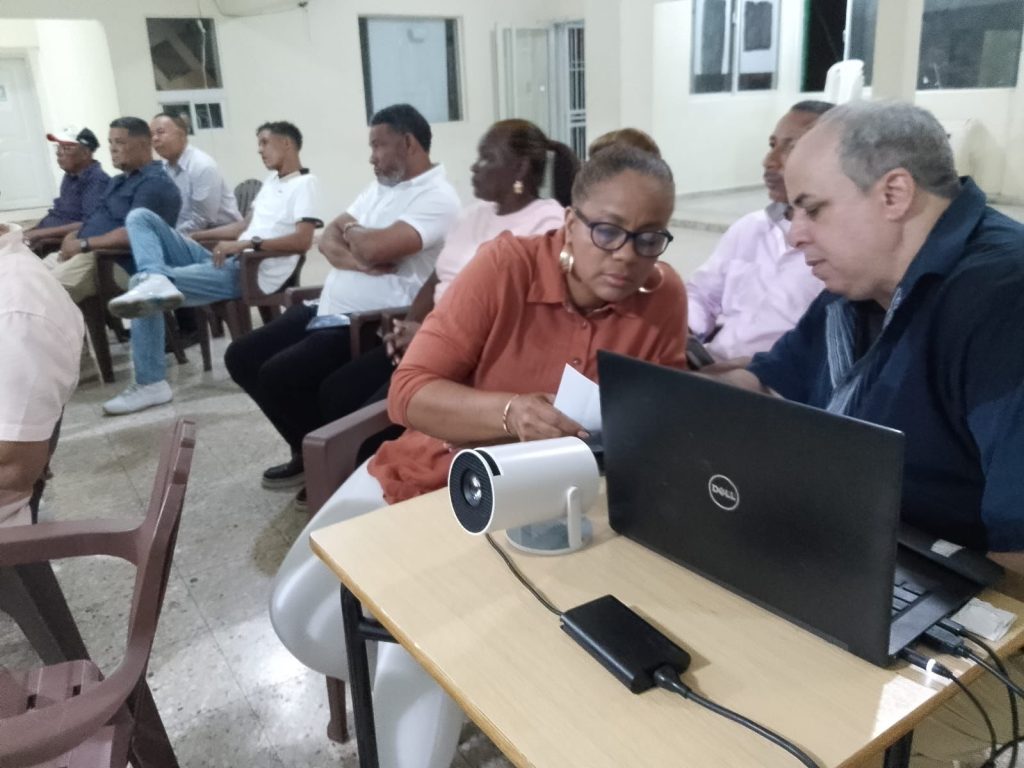 Los Alcarrizos fortalece capacitación política con miras a las elecciones de 2028