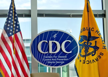Los CDC advierten sobre infecciones por salmonella resistentes a los medicamentos relacionadas con las aves de corral