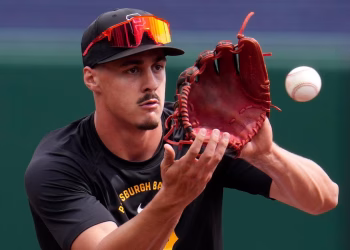 Los Piratas firman al campocorto adolescente Konnor Griffin con un contrato de 9 años por valor de al menos $140 millones