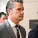 Los demócratas de la Cámara de Representantes presentan artículos de juicio político contra Hegseth
