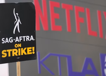 Los guionistas aprueban por abrumadora mayoría un contrato de 4 años con los estudios de Hollywood