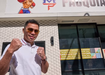 Manny Pacquiao se hace cargo del antiguo gimnasio de Floyd Mayweather en medio de tensión por la revancha