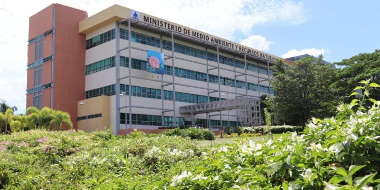 Medio Ambiente asegura proyecto Romero no tiene autorización de explotación; se encuentra en revisión técnica