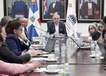 Minerd asegura evaluación docente entra en fase clave con 77 % avanzado