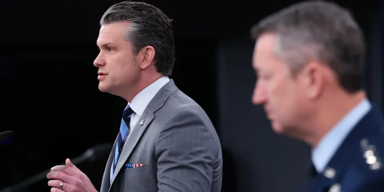 Mire en vivo: Hegseth y Caine brindan información actualizada sobre la guerra de Irán mientras continúa el alto el fuego