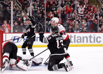 Nico Hischier anota en la prórroga, los Devils vencieron a los Senadores 4-3