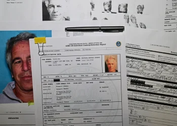 Nuevos detalles sobre el indulgente acuerdo de culpabilidad y la pena de cárcel de Epstein surgen de los archivos del Departamento de Justicia