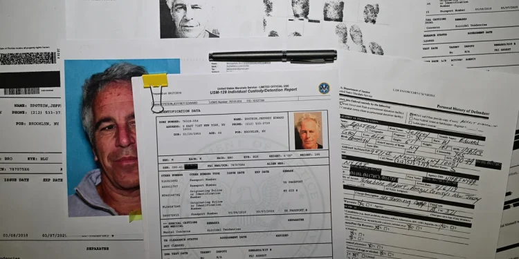 Nuevos detalles sobre el indulgente acuerdo de culpabilidad y la pena de cárcel de Epstein surgen de los archivos del Departamento de Justicia