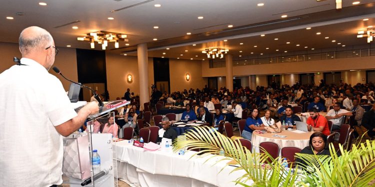 Primer Congreso Pedagógico de la ADP aprueba 69 propuestas para transformar sistema educativo