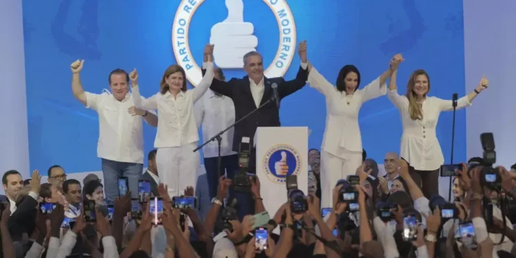 Promesas incumplidas del PRMel precio que paga el pueblo dominicano