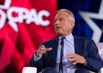 RFK Jr lanza un podcast para exponer las 'mentiras' que han enfermado a los estadounidenses