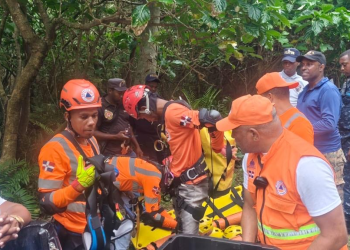 Rescatan con vida a mujer desaparecida en zona montañosa de Las Galeras – El Nuevo Diario (República Dominicana)