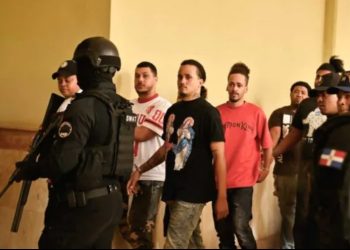 Siete vinculados al asesinato de Deivy Carlos Abreu Quezada son enviados a prisión