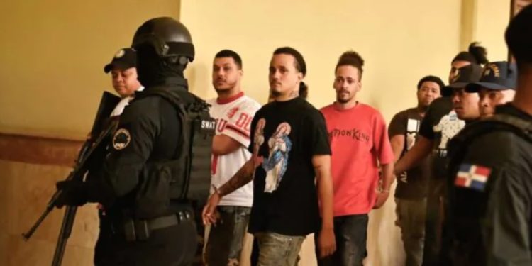 Siete vinculados al asesinato de Deivy Carlos Abreu Quezada son enviados a prisión